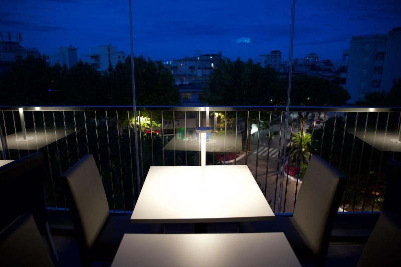Monaco Suites Hotel Lignano Sabbiadoro Zewnętrze zdjęcie