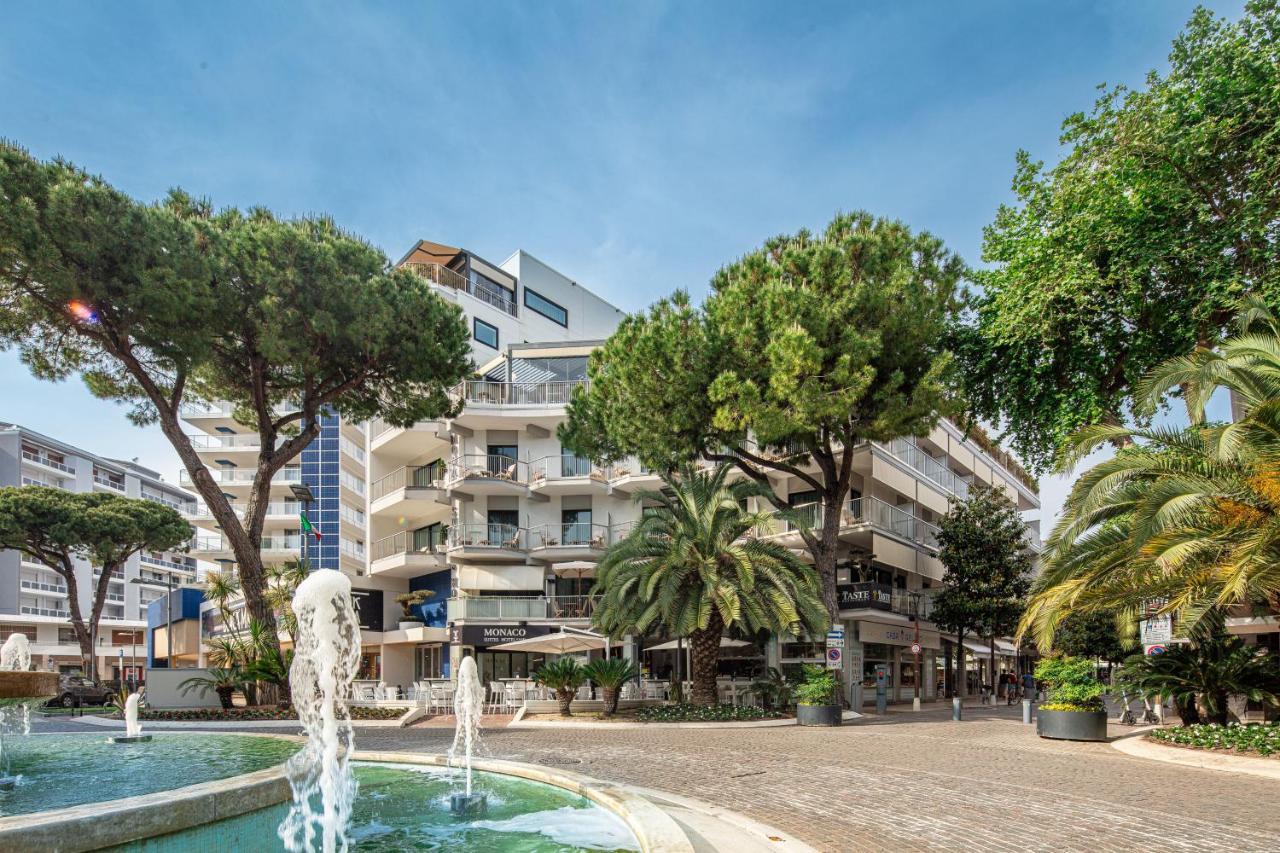 Monaco Suites Hotel Lignano Sabbiadoro Zewnętrze zdjęcie