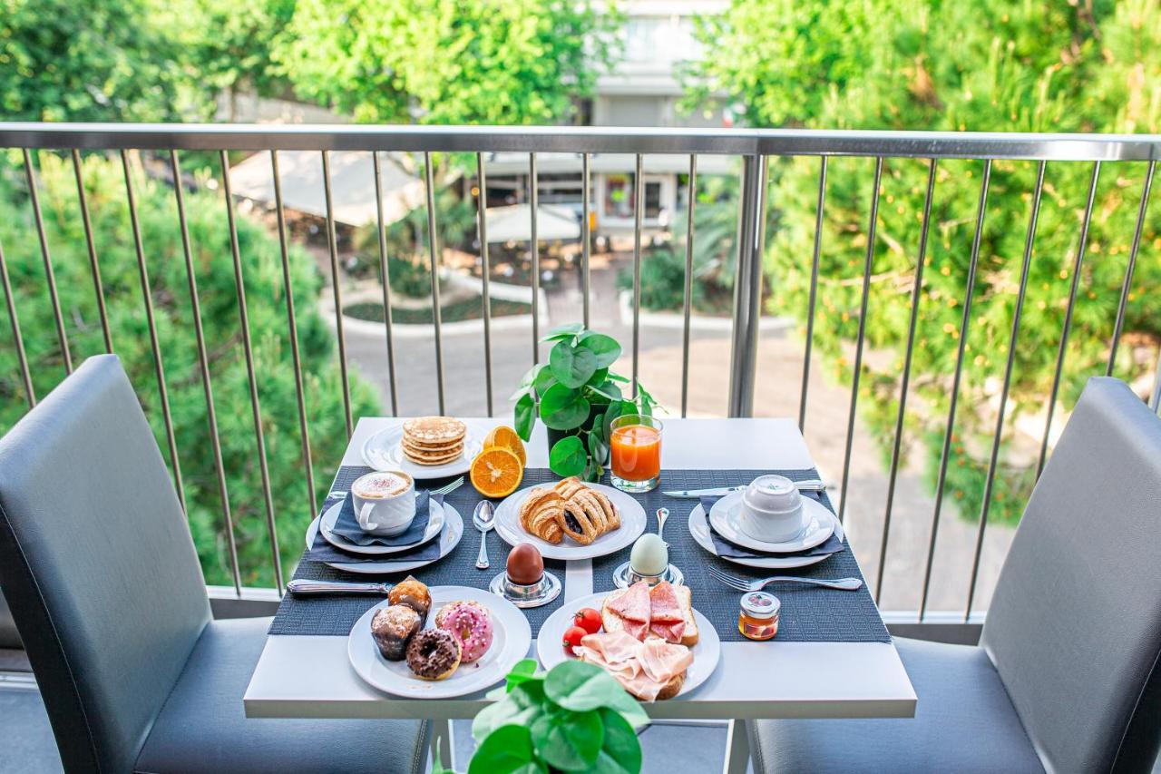 Monaco Suites Hotel Lignano Sabbiadoro Zewnętrze zdjęcie
