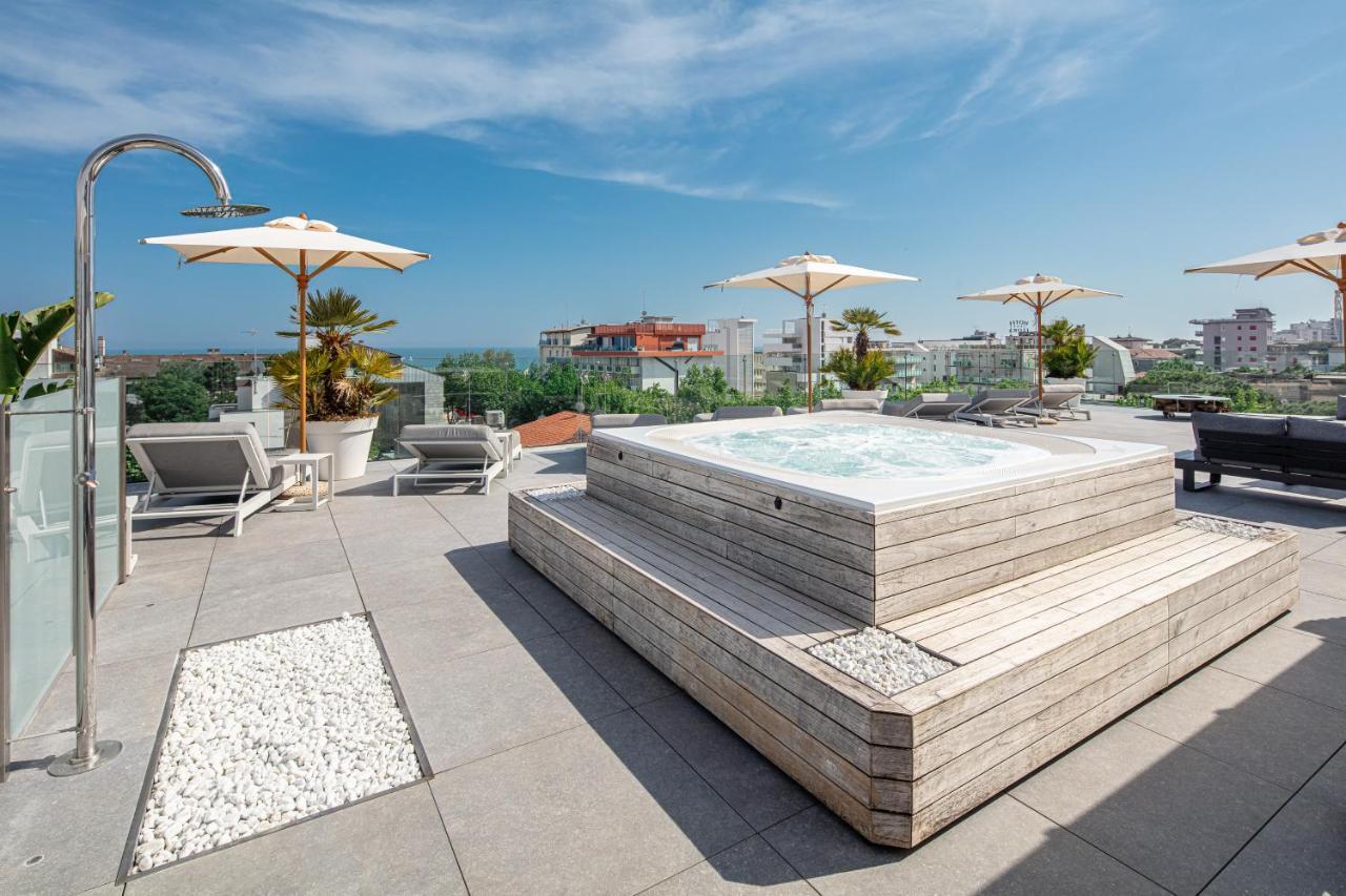 Monaco Suites Hotel Lignano Sabbiadoro Zewnętrze zdjęcie