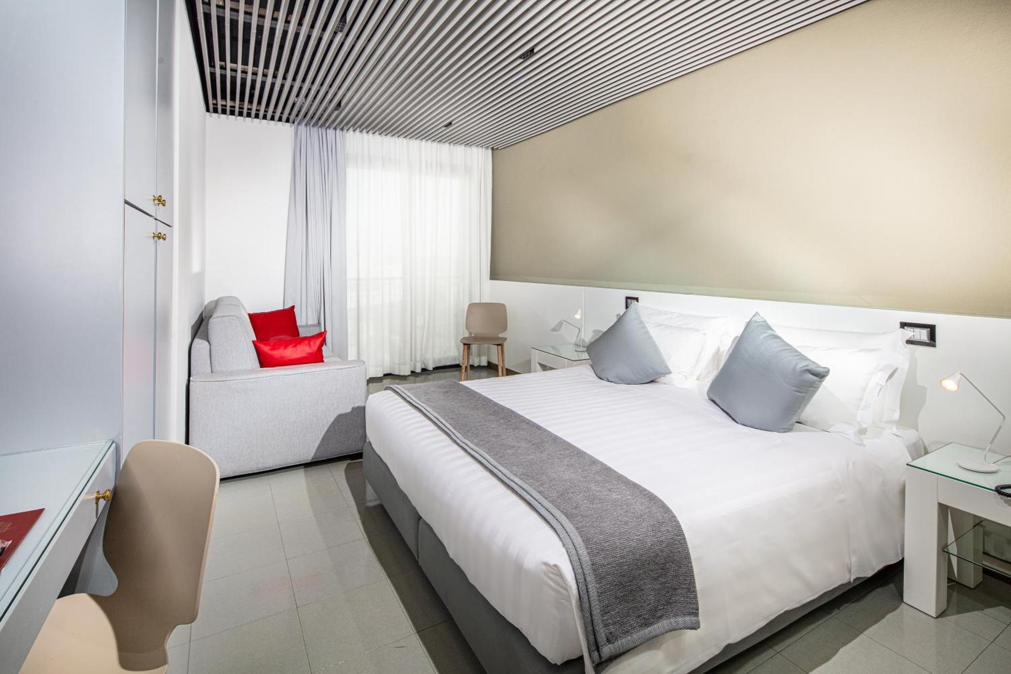 Monaco Suites Hotel Lignano Sabbiadoro Zewnętrze zdjęcie