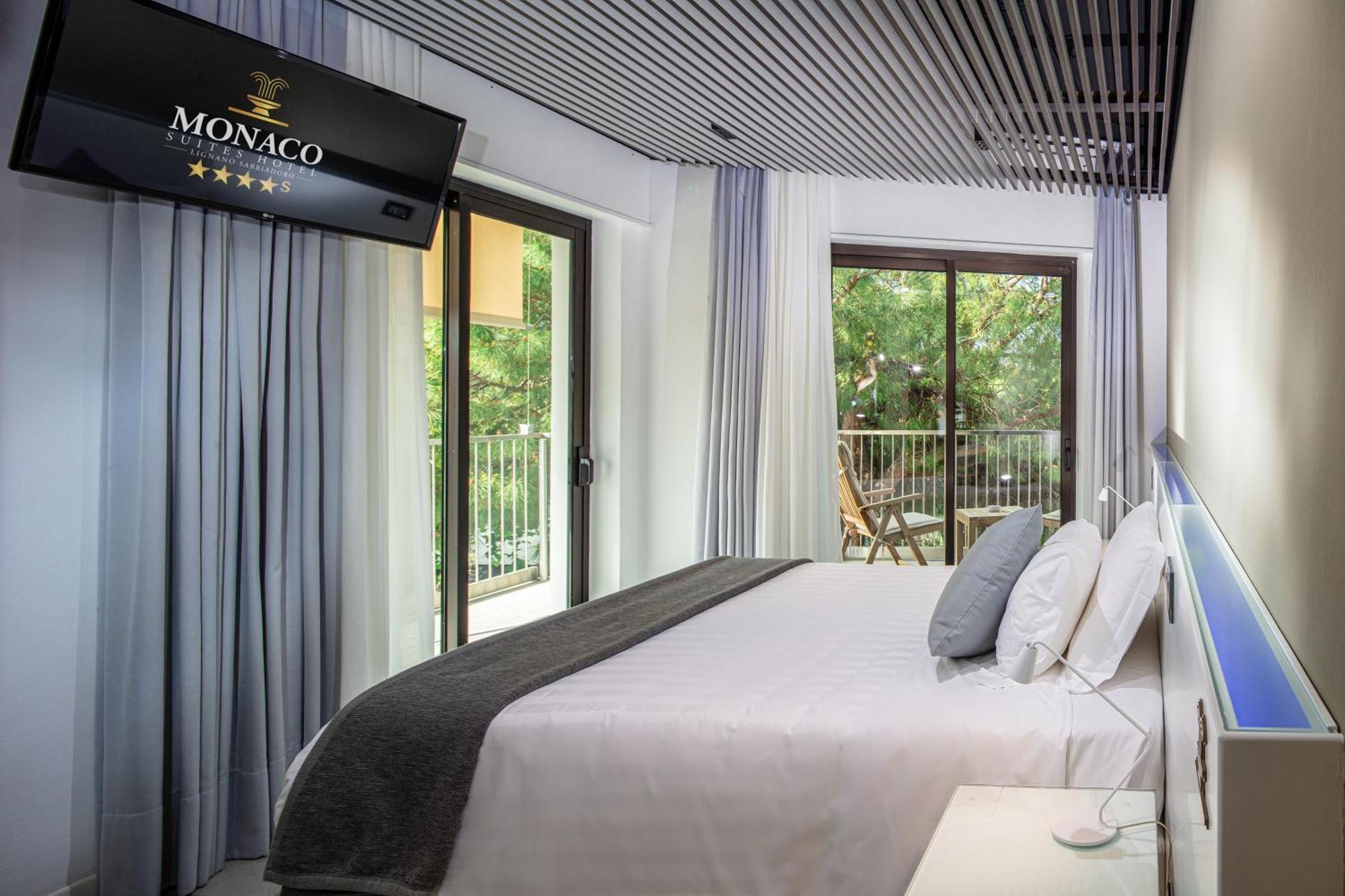 Monaco Suites Hotel Lignano Sabbiadoro Pokój zdjęcie