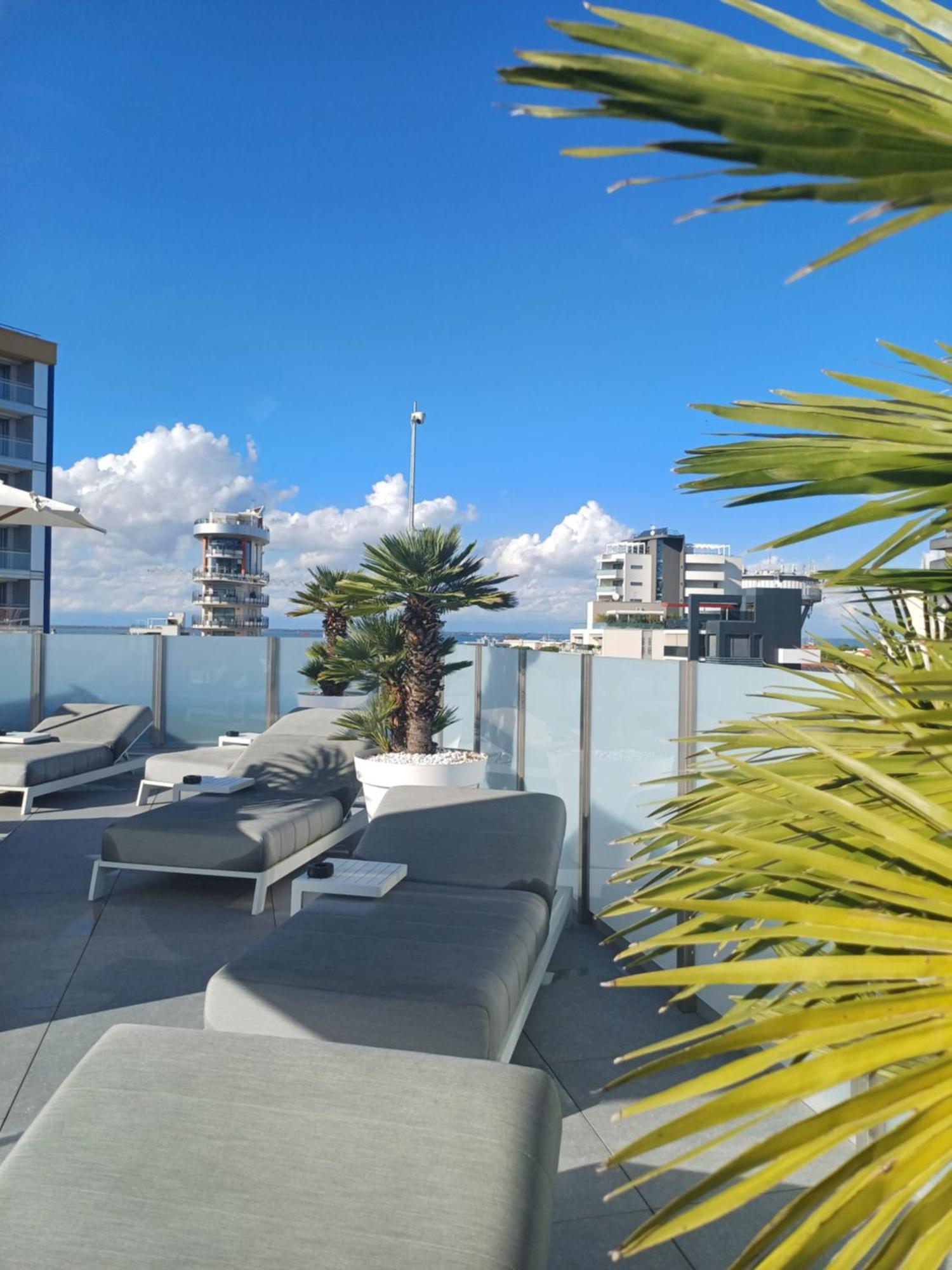 Monaco Suites Hotel Lignano Sabbiadoro Zewnętrze zdjęcie